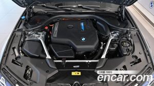BMW 5-Series 530e M Sport 2023 года из Южной Кореи