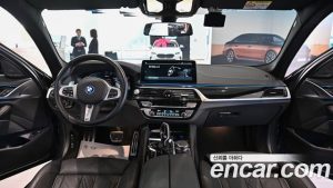 BMW 5-Series 530e M Sport 2023 года из Южной Кореи