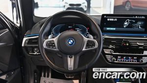 BMW 5-Series 530e M Sport 2023 года из Южной Кореи
