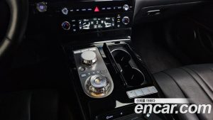 Genesis G80 Бензин 2.5 Turbo AWD 2025 года из Южной Кореи