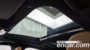 Mercedes-Benz E-Class E300 4MATIC Exclusive 2025 года из Южной Кореи