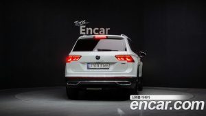 Volkswagen Tiguan 2.0 TDI 4 Prestige 2023 года из Южной Кореи