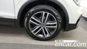 Volkswagen Tiguan 2.0 TDI 4 Prestige 2023 года из Южной Кореи