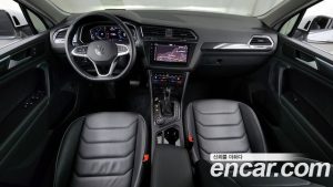 Volkswagen Tiguan 2.0 TDI 4 Prestige 2023 года из Южной Кореи