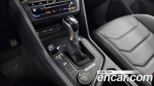 Volkswagen Tiguan 2.0 TDI 4 Prestige 2023 года из Южной Кореи