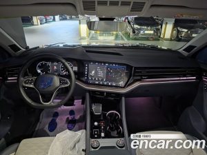 Volkswagen Touareg 3.0 TDI Prestige 2026 года из Южной Кореи