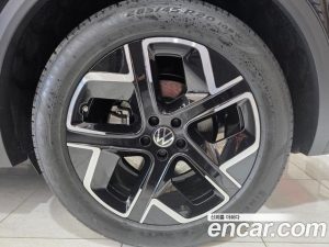 Volkswagen Touareg 3.0 TDI Prestige 2026 года из Южной Кореи