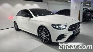 Mercedes-Benz E-Class E350 4MATIC AMG Line 2023 года из Южной Кореи