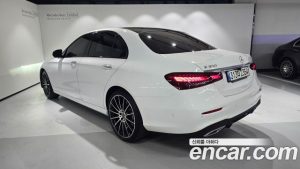 Mercedes-Benz E-Class E350 4MATIC AMG Line 2023 года из Южной Кореи