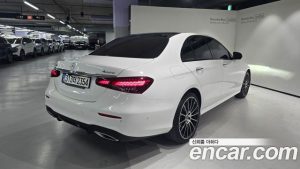 Mercedes-Benz E-Class E350 4MATIC AMG Line 2023 года из Южной Кореи