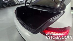 Mercedes-Benz E-Class E350 4MATIC AMG Line 2023 года из Южной Кореи