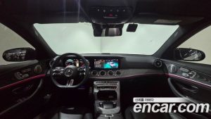 Mercedes-Benz E-Class E350 4MATIC AMG Line 2023 года из Южной Кореи