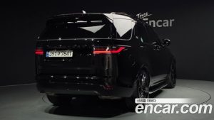 Land Rover Discovery P360 Dynamic HSE 2024 года из Южной Кореи
