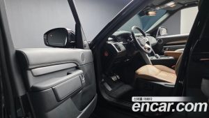 Land Rover Discovery P360 Dynamic HSE 2024 года из Южной Кореи
