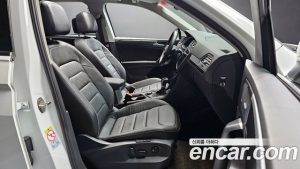 Volkswagen Tiguan 2.0 TDI 4 Prestige 2023 года из Южной Кореи