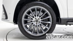 Mercedes-Benz GLE-Class GLE450 4MATIC 2025 года из Южной Кореи