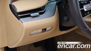 Genesis G90 Бензин 3.5 Turbo AWD 2026 года из Южной Кореи