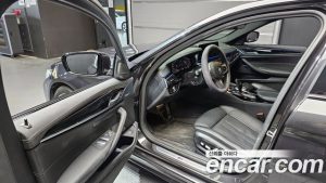 BMW 5-Series 530i M Sport 2023 года из Южной Кореи