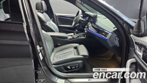 BMW 5-Series 530i M Sport 2023 года из Южной Кореи