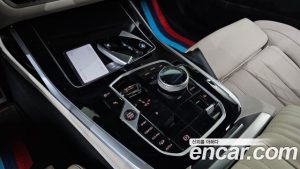 BMW X7 xDrive 40i M Sport 7-Seater 2024 года из Южной Кореи