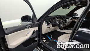 BMW X7 xDrive 40i M Sport 7-Seater 2024 года из Южной Кореи