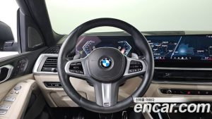 BMW X7 xDrive 40i M Sport 7-Seater 2024 года из Южной Кореи
