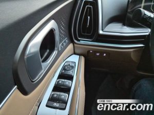 Kia Sorento HEV 1.6 2WD 2024 года из Южной Кореи