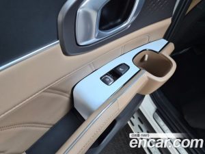 Kia Sorento HEV 1.6 2WD 2024 года из Южной Кореи