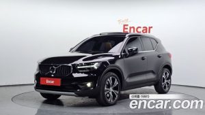 Volvo XC40 B4 Inscription 2022 года из Южной Кореи