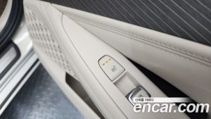Kia K8 Noblesse 2025 года из Южной Кореи