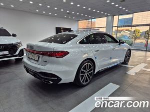 Audi A5 40 TFSI 4WD S Line 2025 года из Южной Кореи