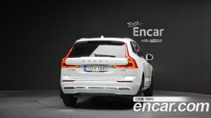 Volvo XC60 B5 ULTIMATE Bright 2024 года из Южной Кореи