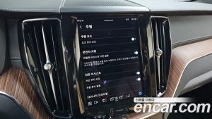 Volvo XC60 B5 ULTIMATE Bright 2024 года из Южной Кореи