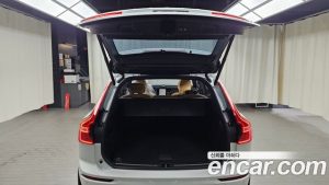 Volvo XC60 B5 ULTIMATE Bright 2024 года из Южной Кореи