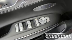 Genesis GV70 2.5T Бензин AWD 2025 года из Южной Кореи