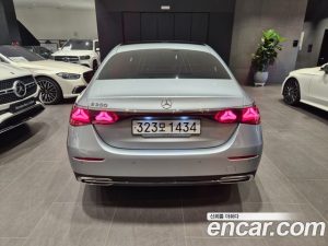 Mercedes-Benz E-Class E200 Avantgarde 2025 года из Южной Кореи