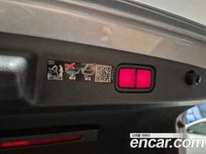 Mercedes-Benz E-Class E200 Avantgarde 2025 года из Южной Кореи