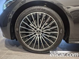 Mercedes-Benz CLE-Class CLE200 Coupe 2025 года из Южной Кореи