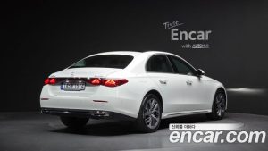 Mercedes-Benz E-Class E220d 4MATIC Exclusive 2025 года из Южной Кореи