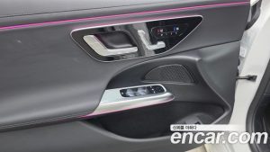 Mercedes-Benz E-Class E220d 4MATIC Exclusive 2025 года из Южной Кореи
