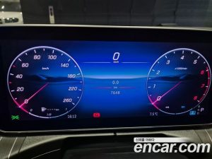 Mercedes-Benz CLE-Class CLE450 4MATIC Coupe 2025 года из Южной Кореи