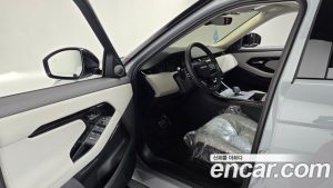 Land Rover Range Rover Evoque P250 S 2024 года из Южной Кореи