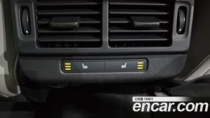 Land Rover Range Rover Evoque P250 S 2024 года из Южной Кореи