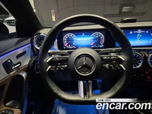 Mercedes-Benz CLA-Class CLA250 4MATIC 2025 года из Южной Кореи