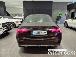 Mercedes-Benz S-Class S400 d 4MATIC 2023 года из Южной Кореи