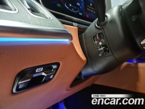 Mercedes-Benz S-Class S400 d 4MATIC 2023 года из Южной Кореи