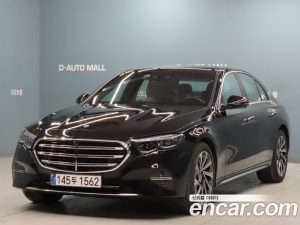 Mercedes-Benz E-Class E300 4MATIC Exclusive 2025 года из Южной Кореи