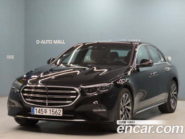 Mercedes-Benz E-Class E300 4MATIC Exclusive 2025 года из Кореи