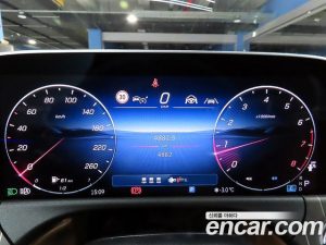 Mercedes-Benz E-Class E300 4MATIC Exclusive 2025 года из Южной Кореи