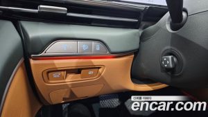 Genesis GV80 2.5T Бензин AWD 2025 года из Южной Кореи